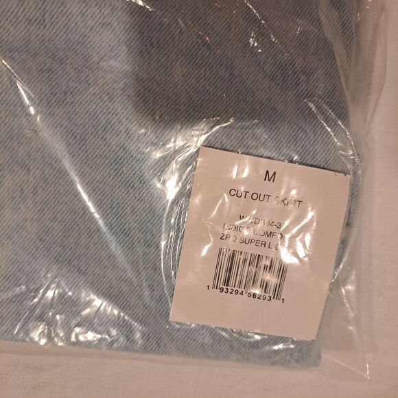 We Wore What Nordstroms Cut Out Skirt denim indigo comfort super light sz M NWT - Picture 6 of 8